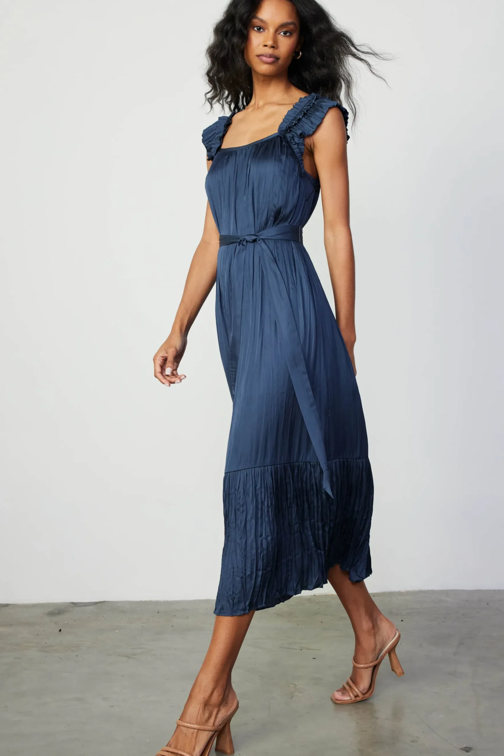 Current Air Crinkled Ruffled Shoulder Midi Dress NAVY Discount