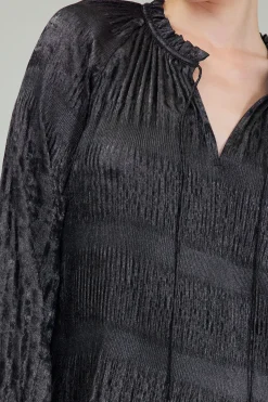 Current Air Opalescent Pleated Blouse PLUMGUNMETAL Hot