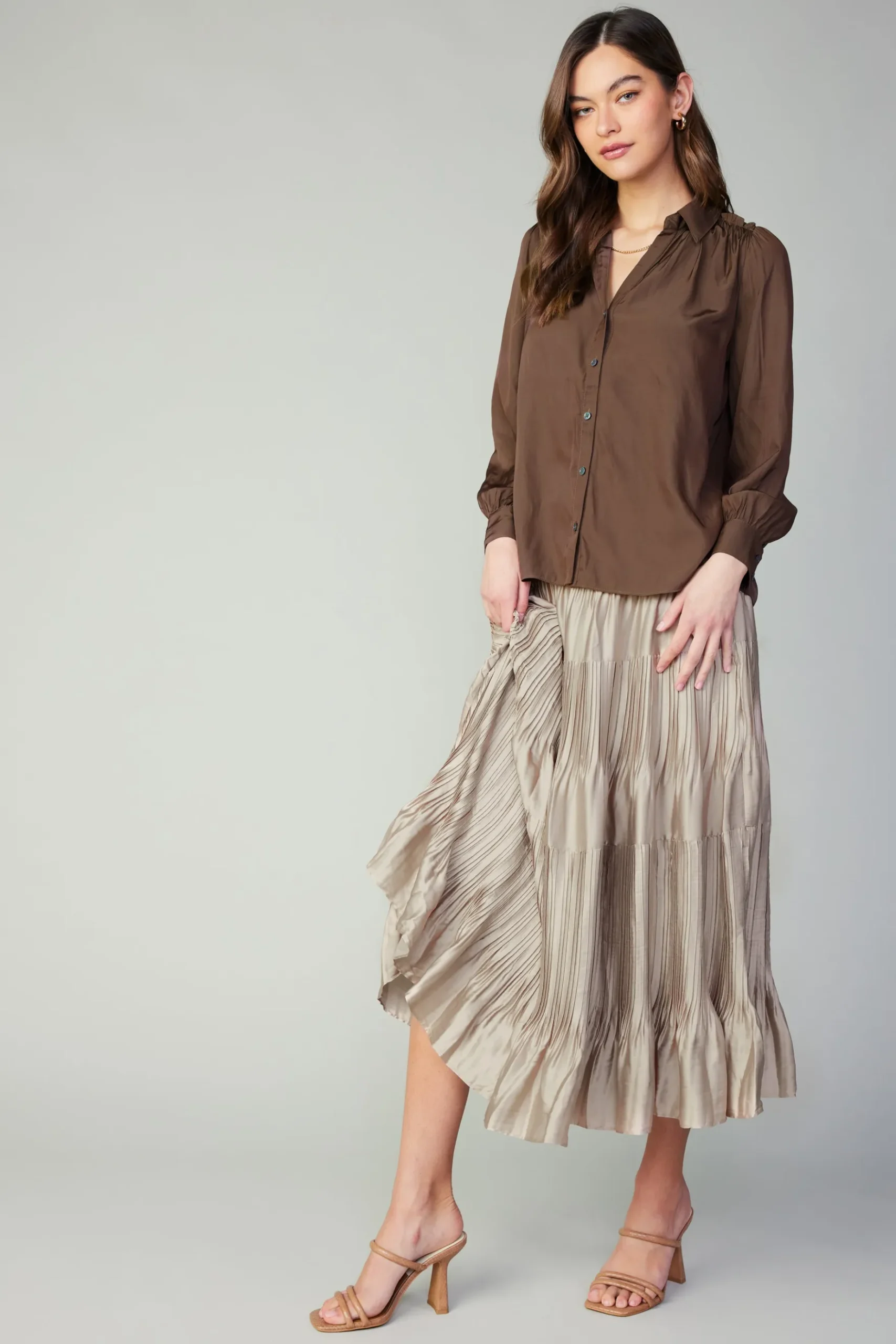 Current Air Split Neck Buttoned Shirt COCOA Outlet